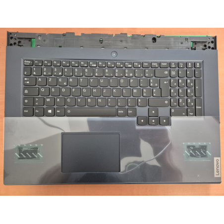 Clavier français bleu pour Lenovo Legion 5-17ach6. vue de face.