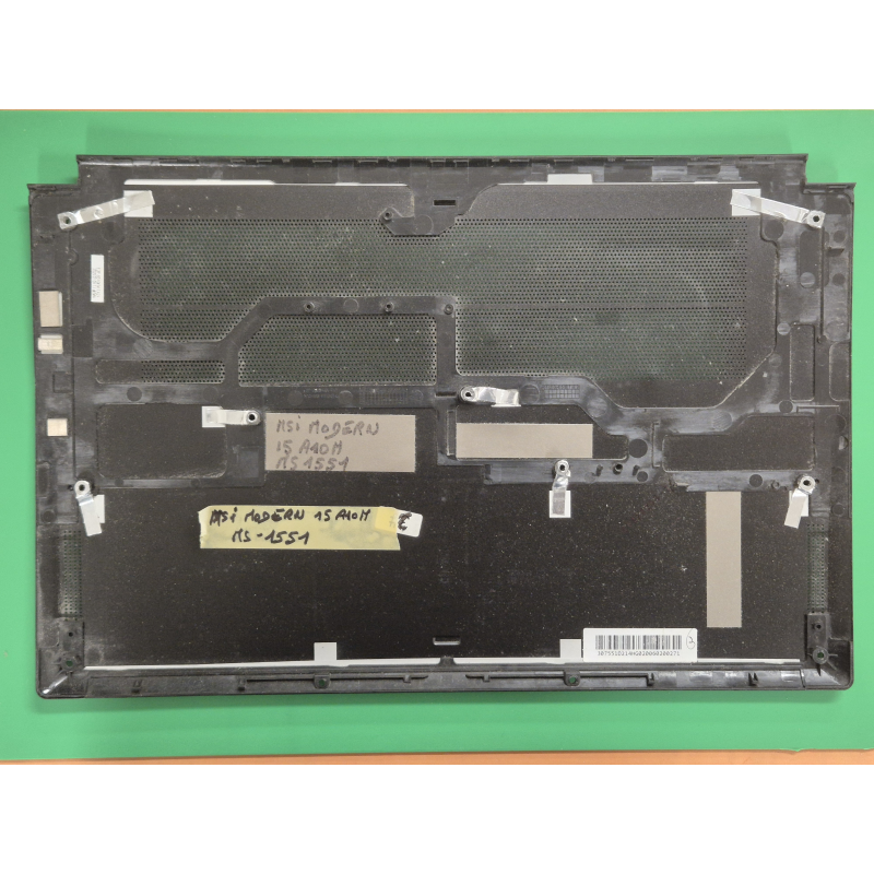 MSI – Plasturgie de base MSI MS-1551 – pièce détachée PC portable