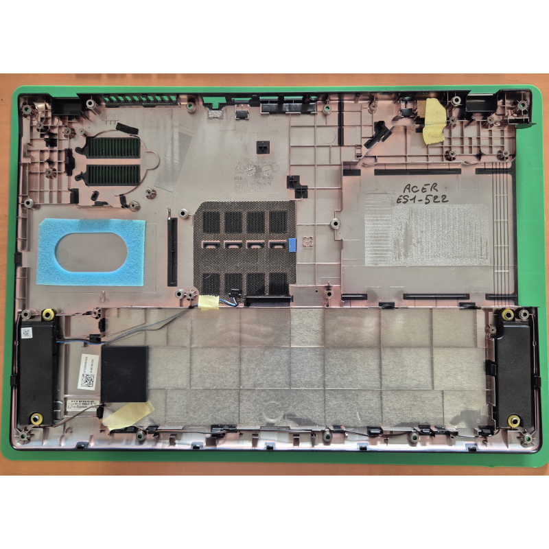 Plasturgie de base Acer es1-522