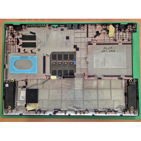 Plasturgie de base Acer es1-522