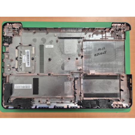 Plasturgie de base Asus R556LJ