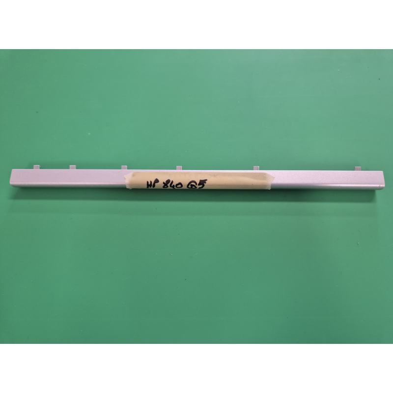 HP – Cache charnières HP 840 G5 – pièce détachée PC portable