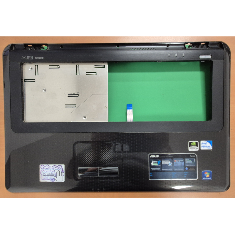 Plasturgie contour clavier Asus X70I