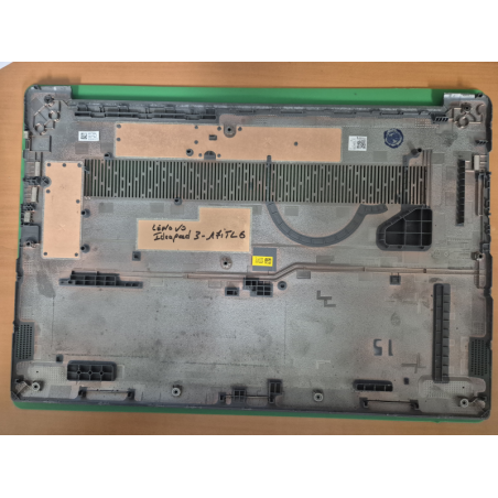 Lenovo – Base IdeaPad 3-17ITL6 – Référence inconnue – pièce détachée PC portable
