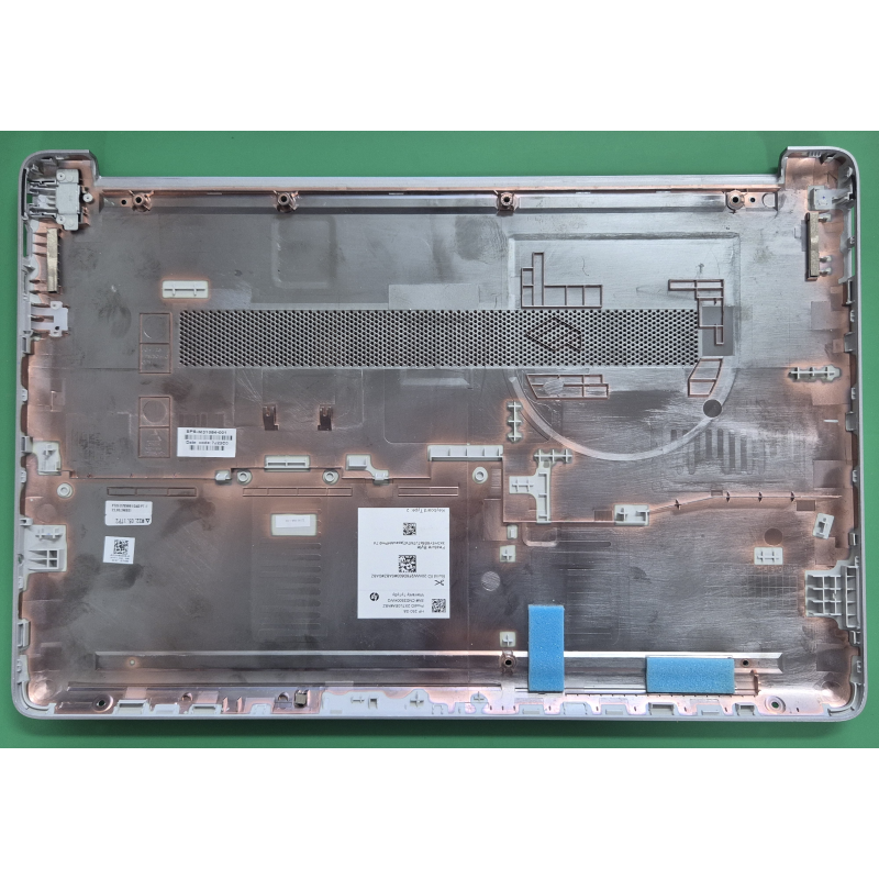 HP – Capot inférieur HP 250 G8 – pièce détachée PC portable