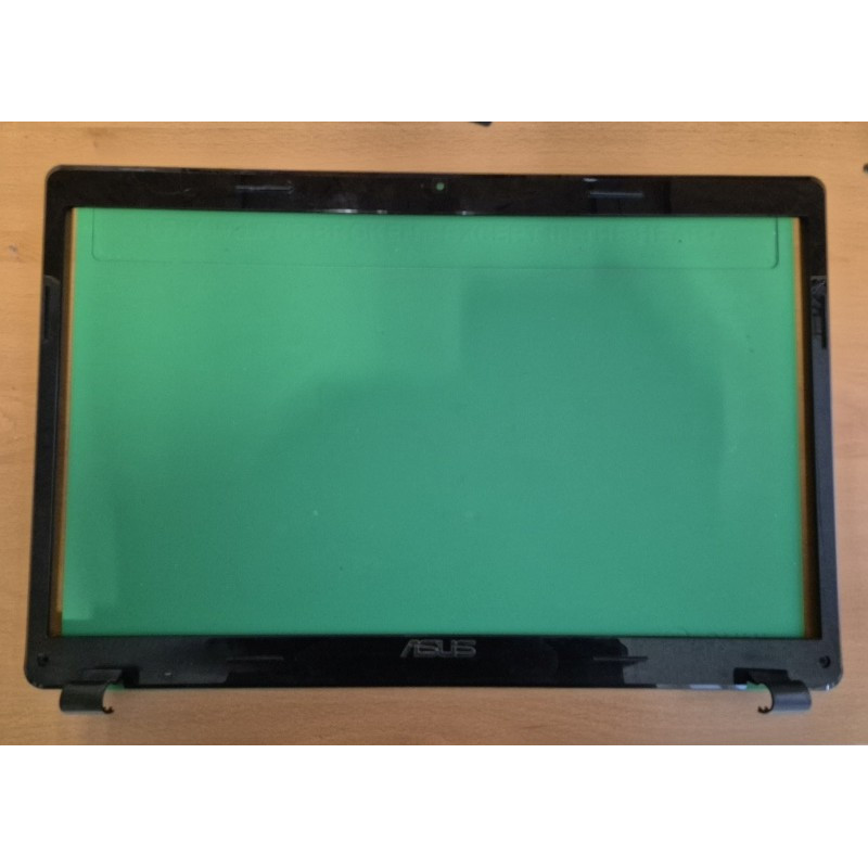 Contour écran Asus A93S