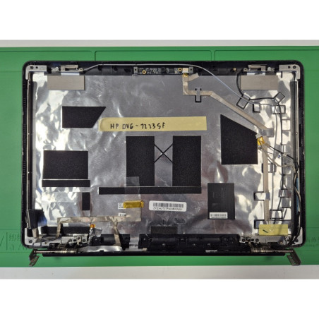 HP – Coque écran HP DV6-1000 – ZYE34UT3TPA03 – pièce détachée PC portable