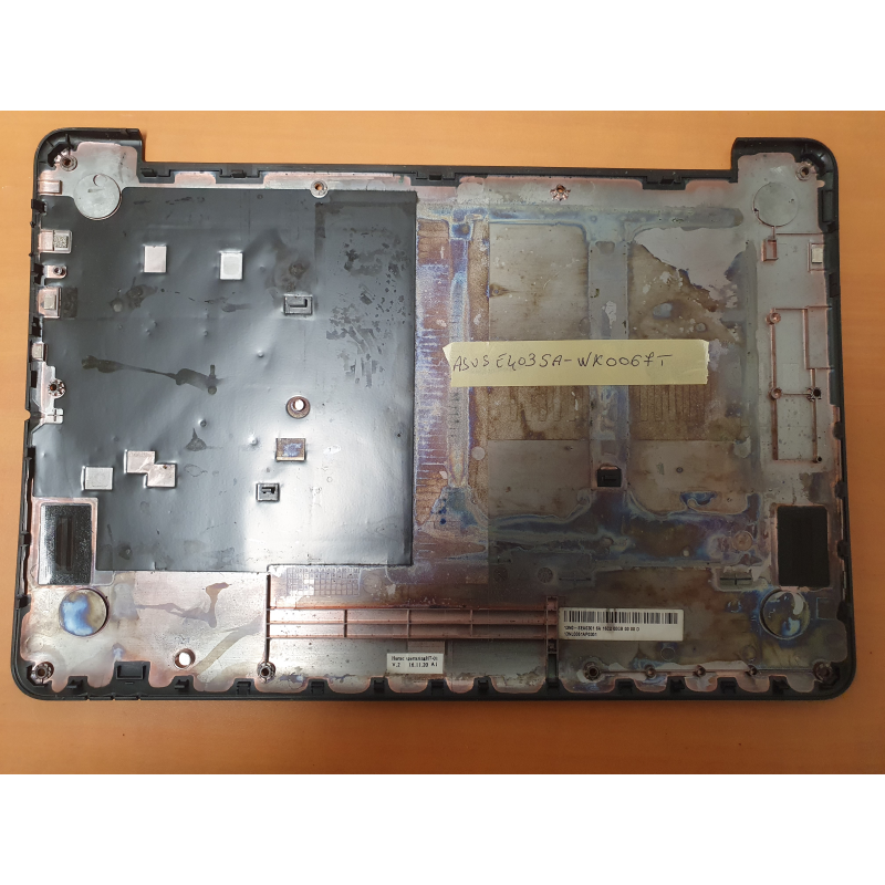 Plasturgie de base Asus e403sa