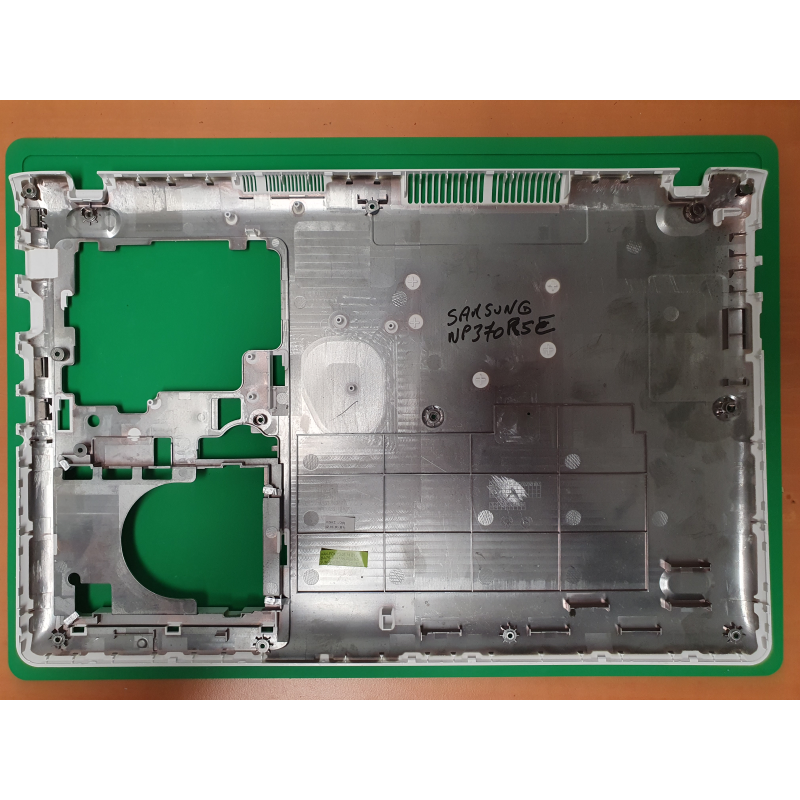Samsung – Base samsung NP370R5E – BA75-04476A – pièce détachée PC portable