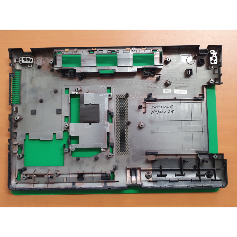 Samsung – Base Samsung NP300E7A – BA75-03350A – pièce détachée PC portable
