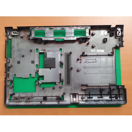 Samsung – Base Samsung NP300E7A – BA75-03350A – pièce détachée PC portable