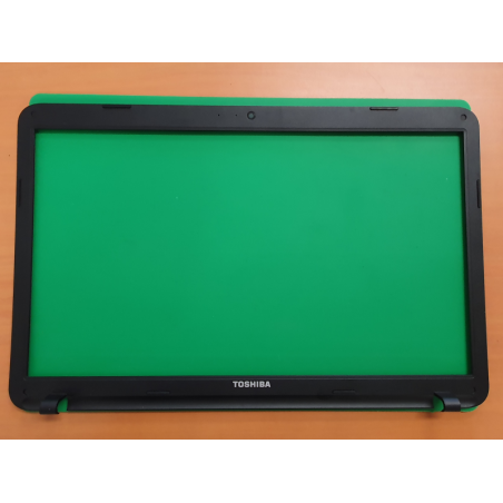 Contour écran Toshiba c870d