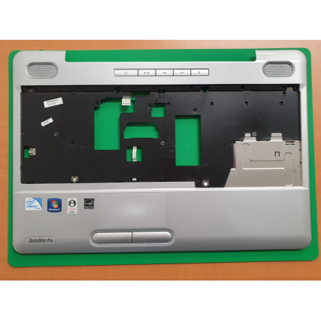 Contour clavier Toshiba l500